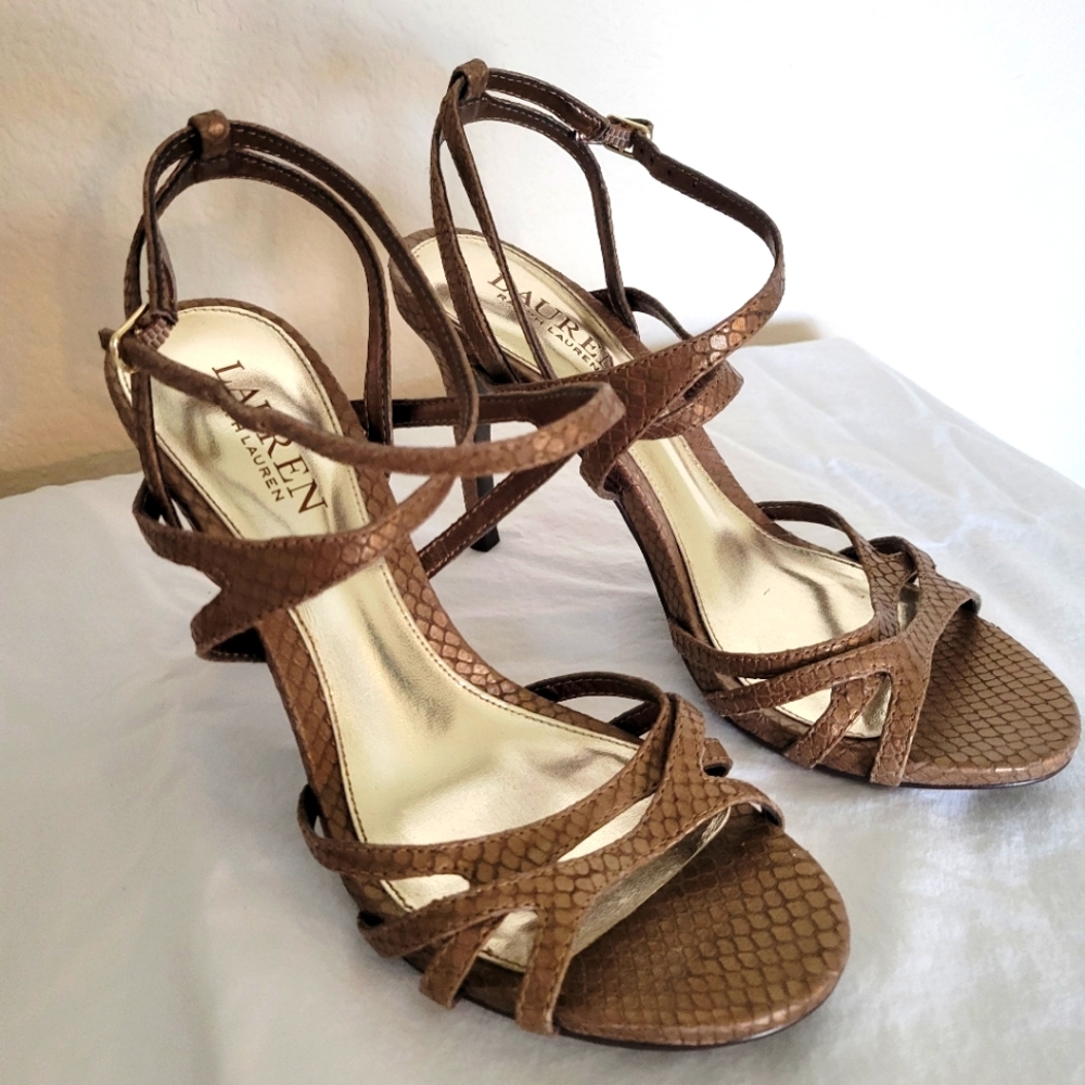 Ralph Lauren sandles size 7